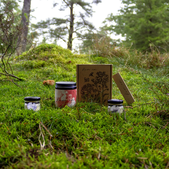 Lilac Rapeseed Wax Candle - Floral & Handmade